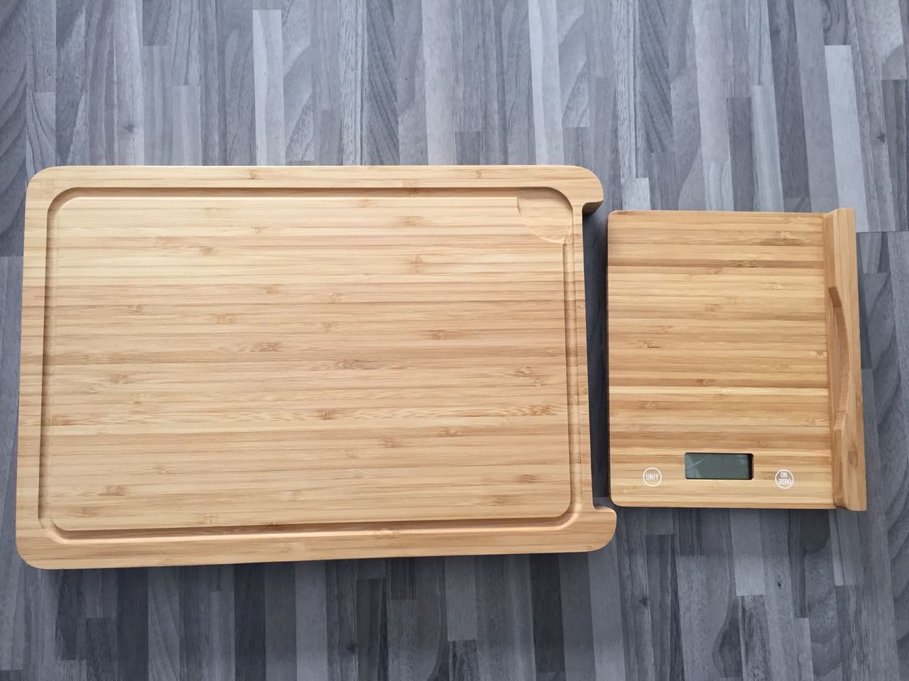 CWS BAMBOO CHOPPING BOARD/SCALES COMBO
